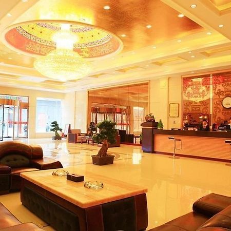 Wutaishan Yuanyuan Hotel Taihuai エクステリア 写真