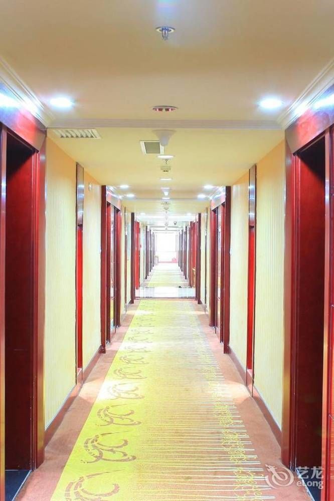 Wutaishan Yuanyuan Hotel Taihuai エクステリア 写真